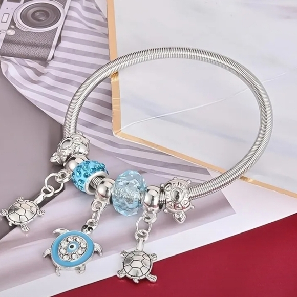 Vintage Devil's Eye Turtle Pendant Bracelets For Women Girls Heart Beads Spring - Picture 4 of 5